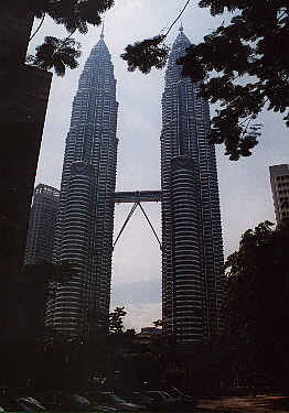 Petronas Twin Towers (15,9 KB)
